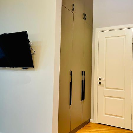 Уютная Стильная Квартира Возле Центрального Парка Горького! Apartment Almaty Luaran gambar