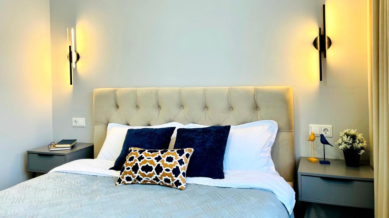 Уютная Стильная Квартира Возле Центрального Парка Горького! Apartment Almaty Luaran gambar