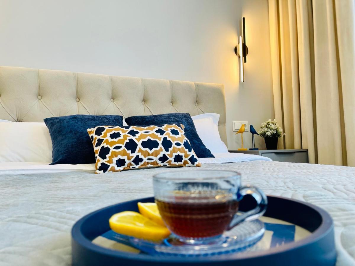 Уютная Стильная Квартира Возле Центрального Парка Горького! Apartment Almaty Luaran gambar