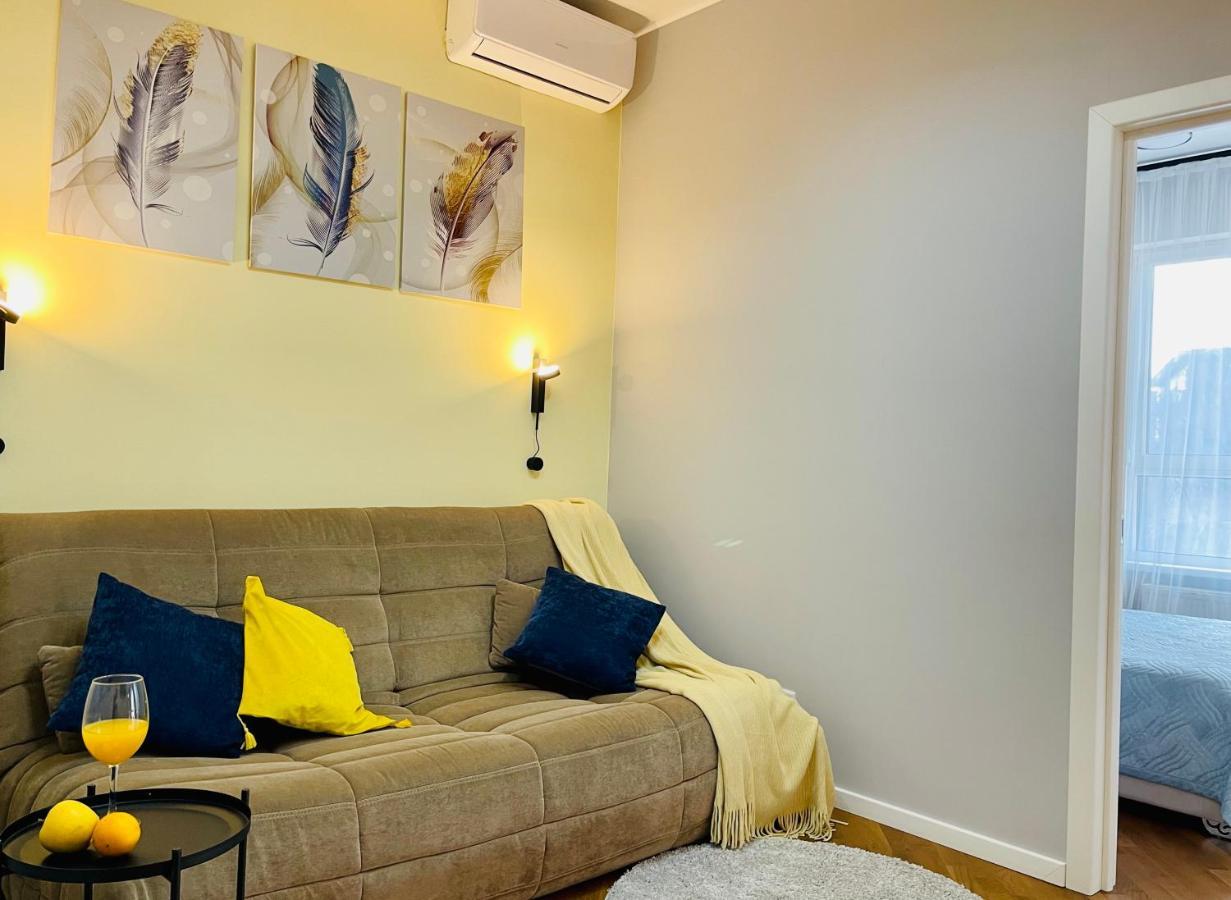 Уютная Стильная Квартира Возле Центрального Парка Горького! Apartment Almaty Luaran gambar